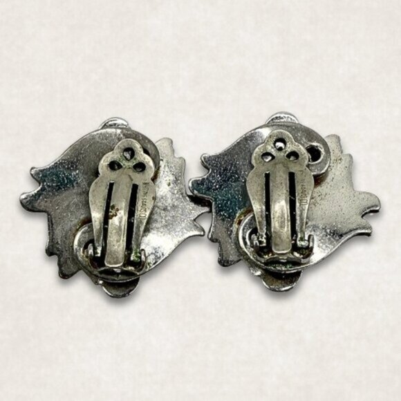 Vintage Silver-Tone Ornate Swirl Clip-On Earrings - Picture 2 of 13